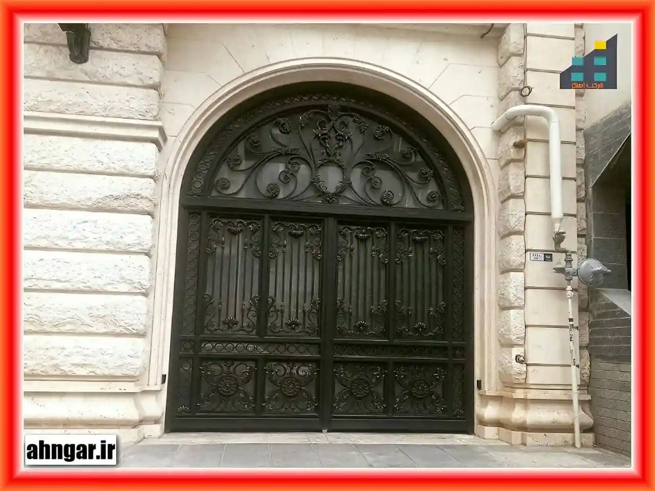 خرید درب حیاط ساختمان