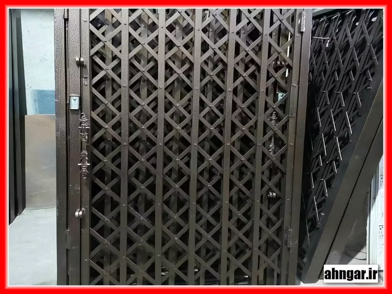 نصب و نگهداری درب آکاردئونی نصب و نگهداری درب آکاردئونی