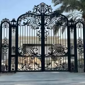 مدل های جدید مد روز درب فلزی ورودی ویلا با طرح&zwnj;های شیک و هوشمند