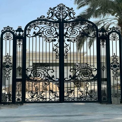 villa-door-wrought-iron-dp مدل های جدید مد روز درب فلزی ورودی ویلا با طرحهای شیک و هوشمند