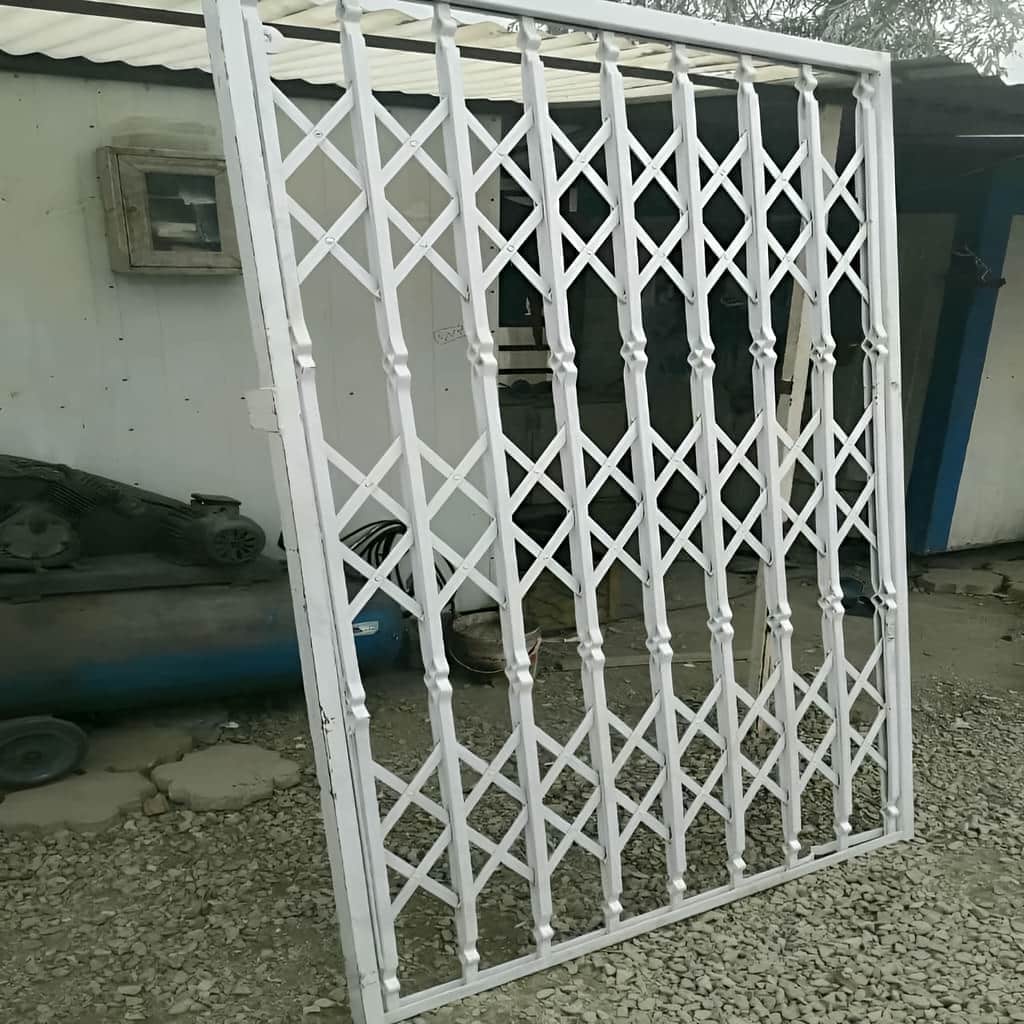 قیمت درب آکاردئونی سه گل در ایلام