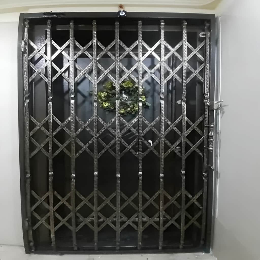 خرید درب آکاردئونی سه گل در اهواز