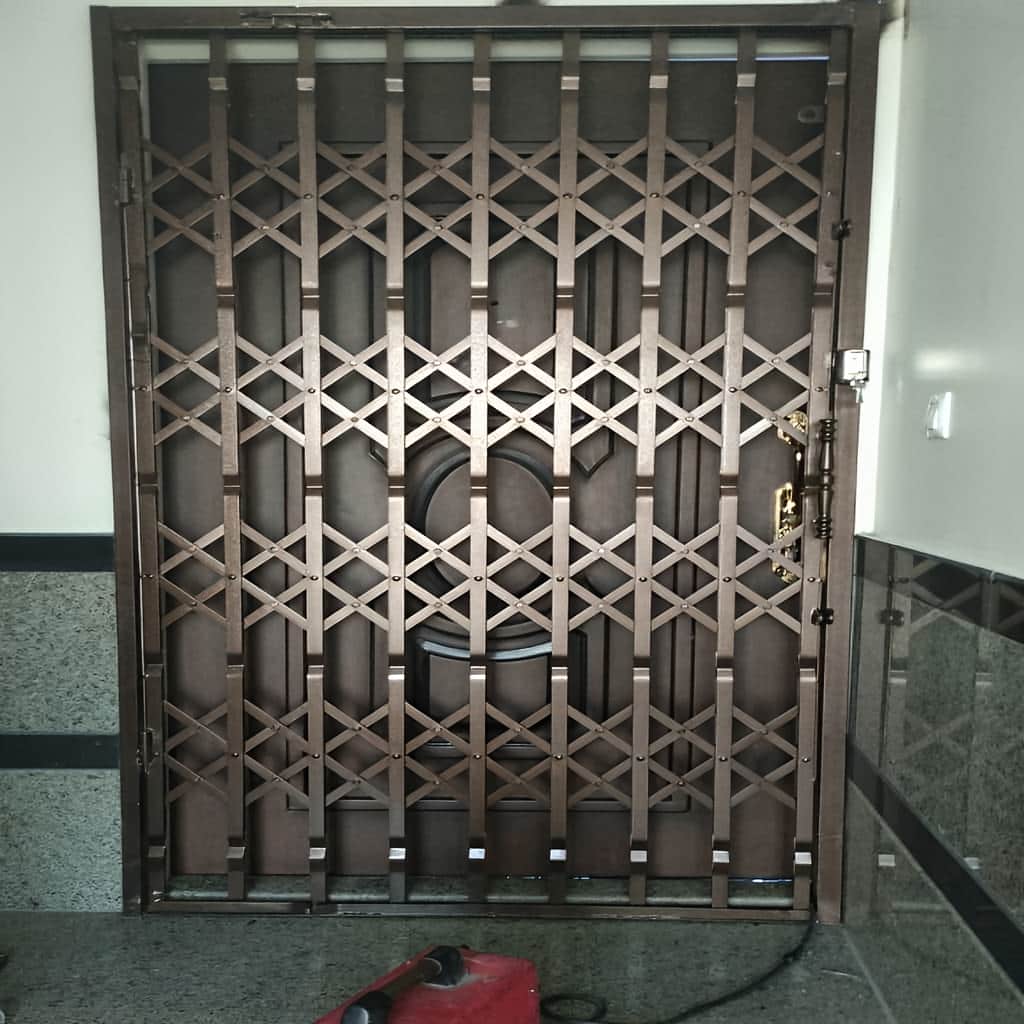 قیمت درب آکاردئونی چهار گل در اهواز