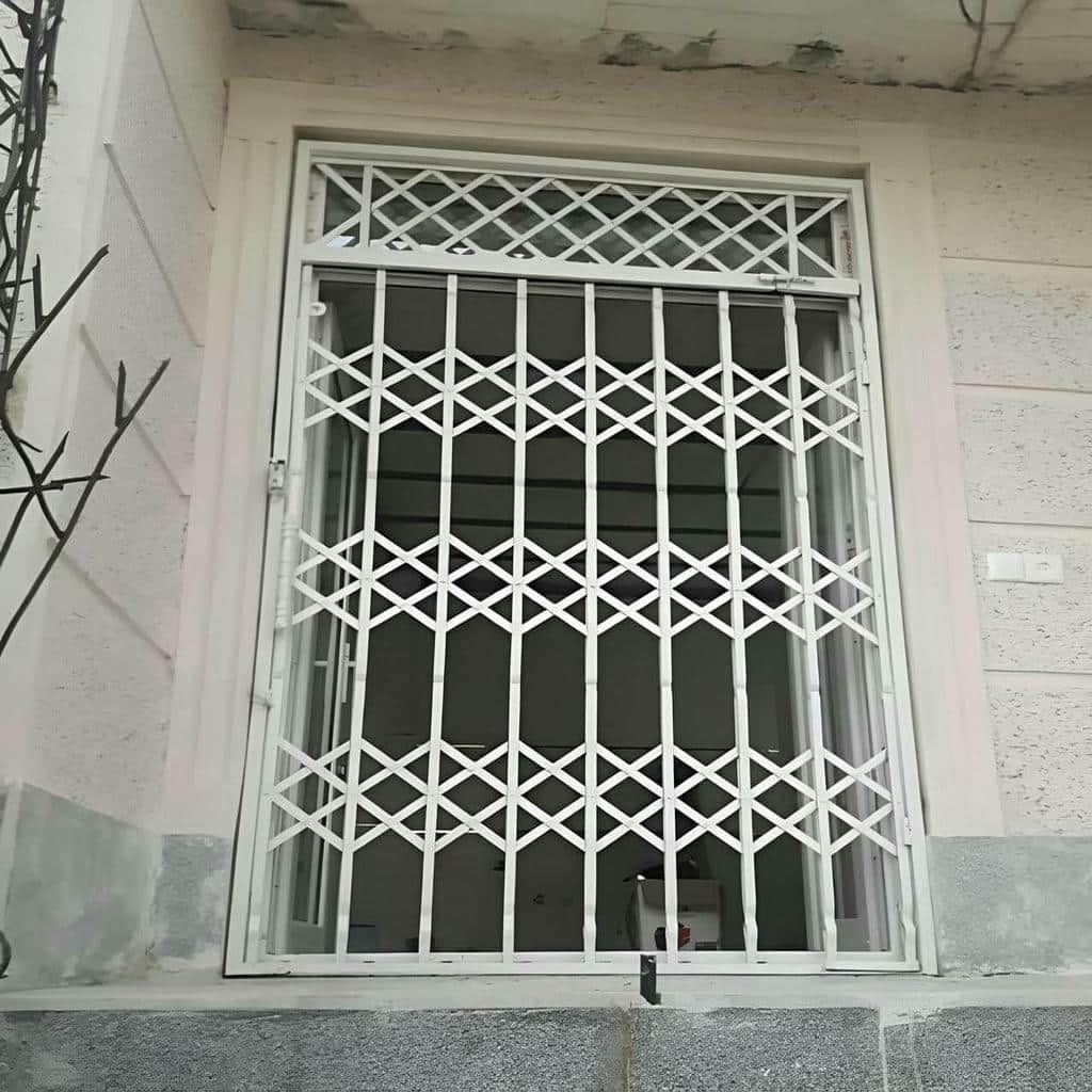 درب آکاردئونی در اندیشه