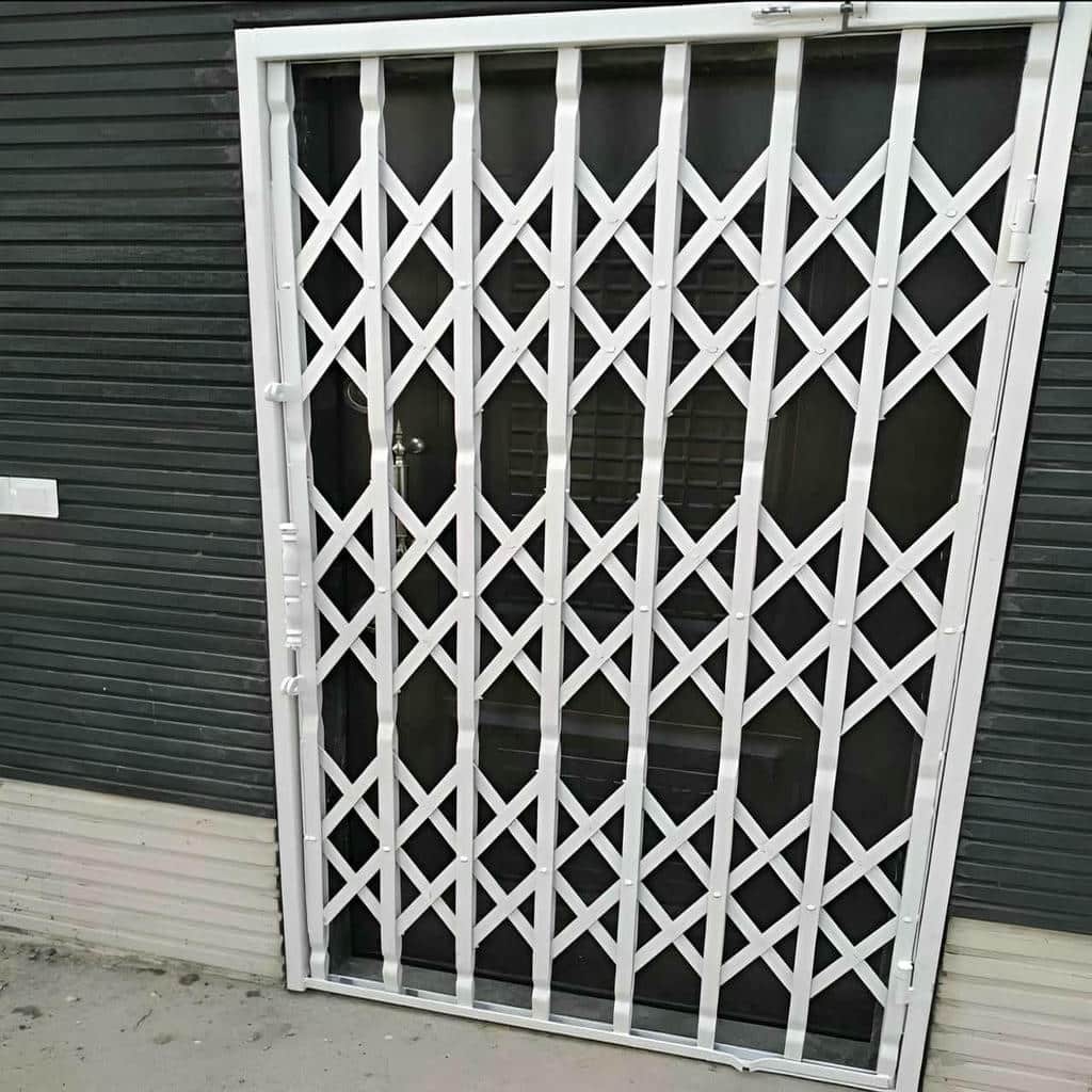 درب آکاردئونی در اشتهارد