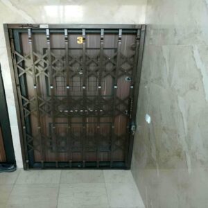 درب آکاردئونی در آمل
