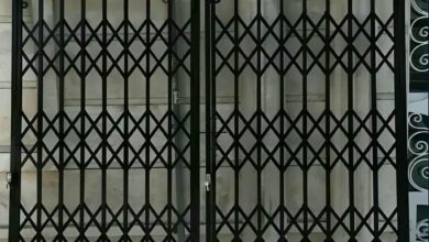درب آکاردئونی در بیرجند
