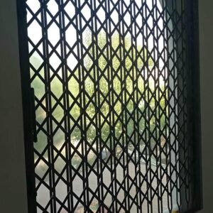 درب آکاردئونی در طالقان