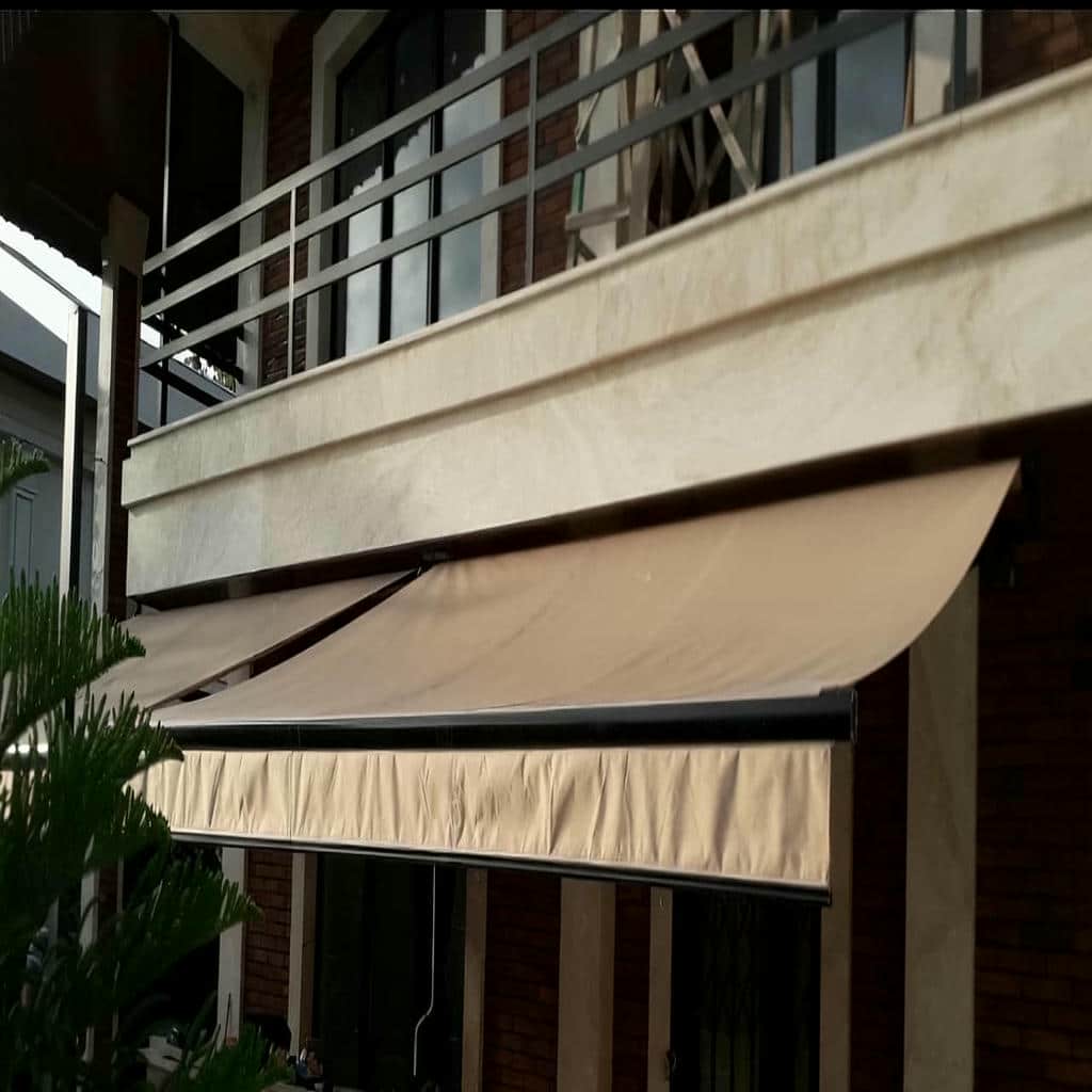 نصب سایبان برقی اتوماتیک ضد UV در کردان