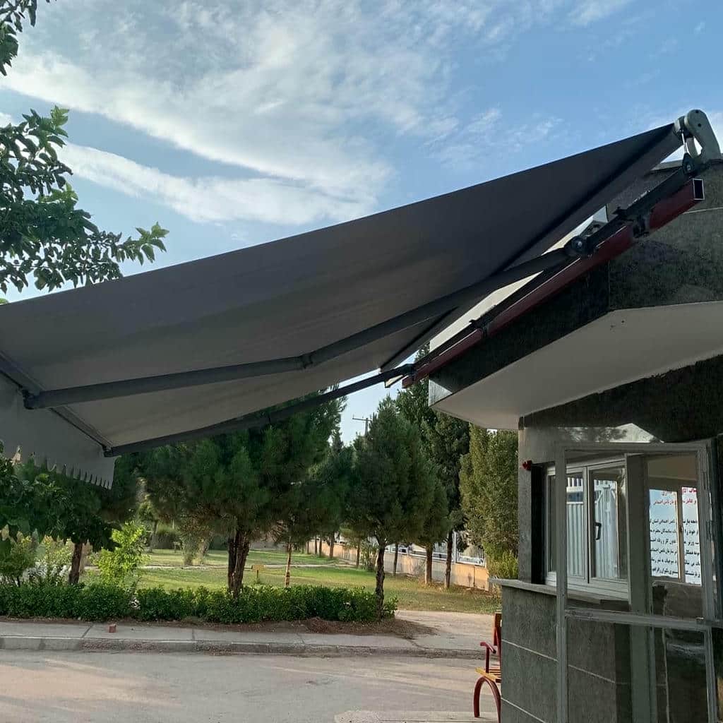 قیمت سایبان برقی اتوماتیک بالکن در باغ عباس‌آباد