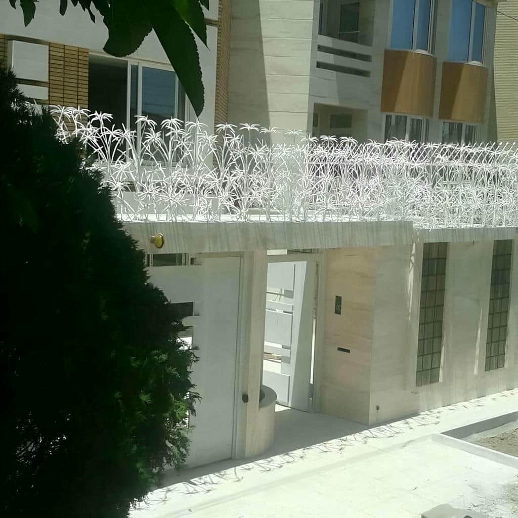 نصب حفاظ شاخ گوزنی نرده دیوار در اراک