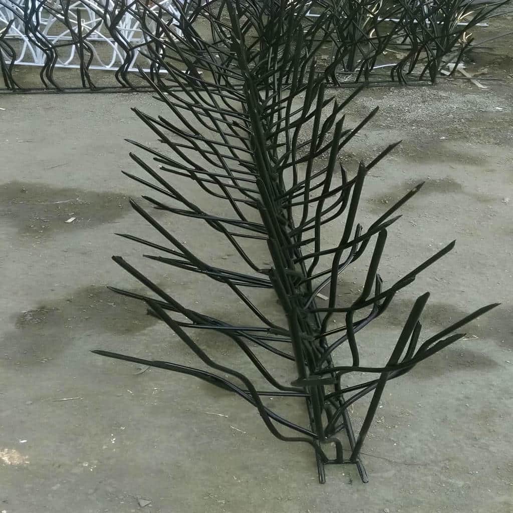 نصب حفاظ شاخ گوزنی نرده دیوار در ایلام