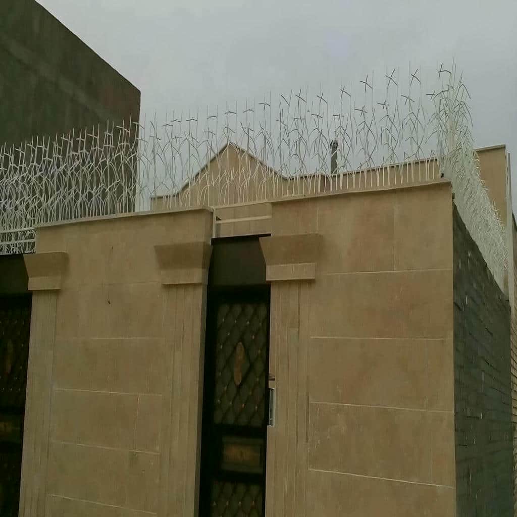 نصب حفاظ شاخ گوزنی دیواری ارتفاع استاندارد در فشم