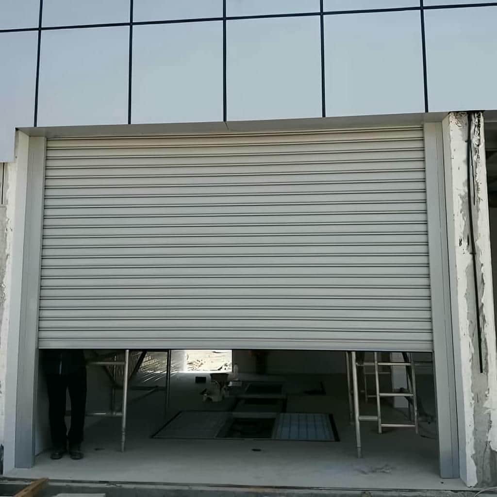 کرکره برقی اتوماتیک در فشم