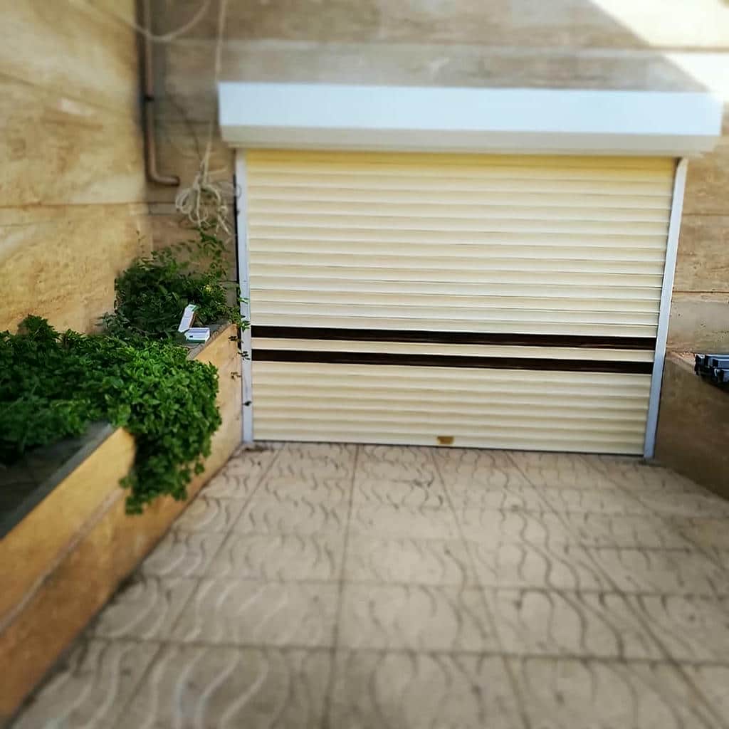 نصب کرکره برقی اتوماتیک ریل تراز در گرگان