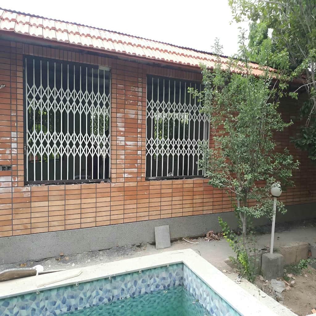 حفاظ پنجره فلزی در عظیمیه کرج