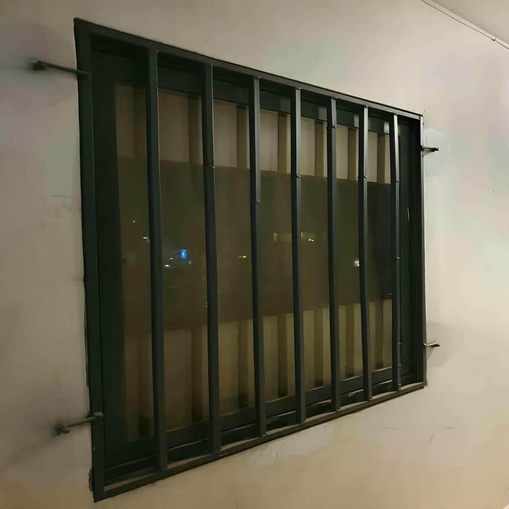 قیمت حفاظ پنجره فلزی ویلایی در کاشان