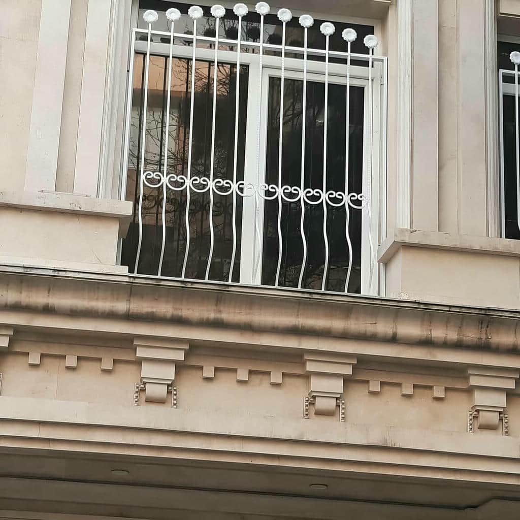 حفاظ پنجره فلزی در یزد