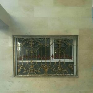 حفاظ پنجره فلزی در بندر انزلی
