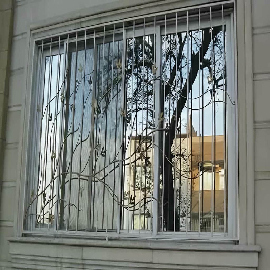 حفاظ پنجره فلزی در کیش