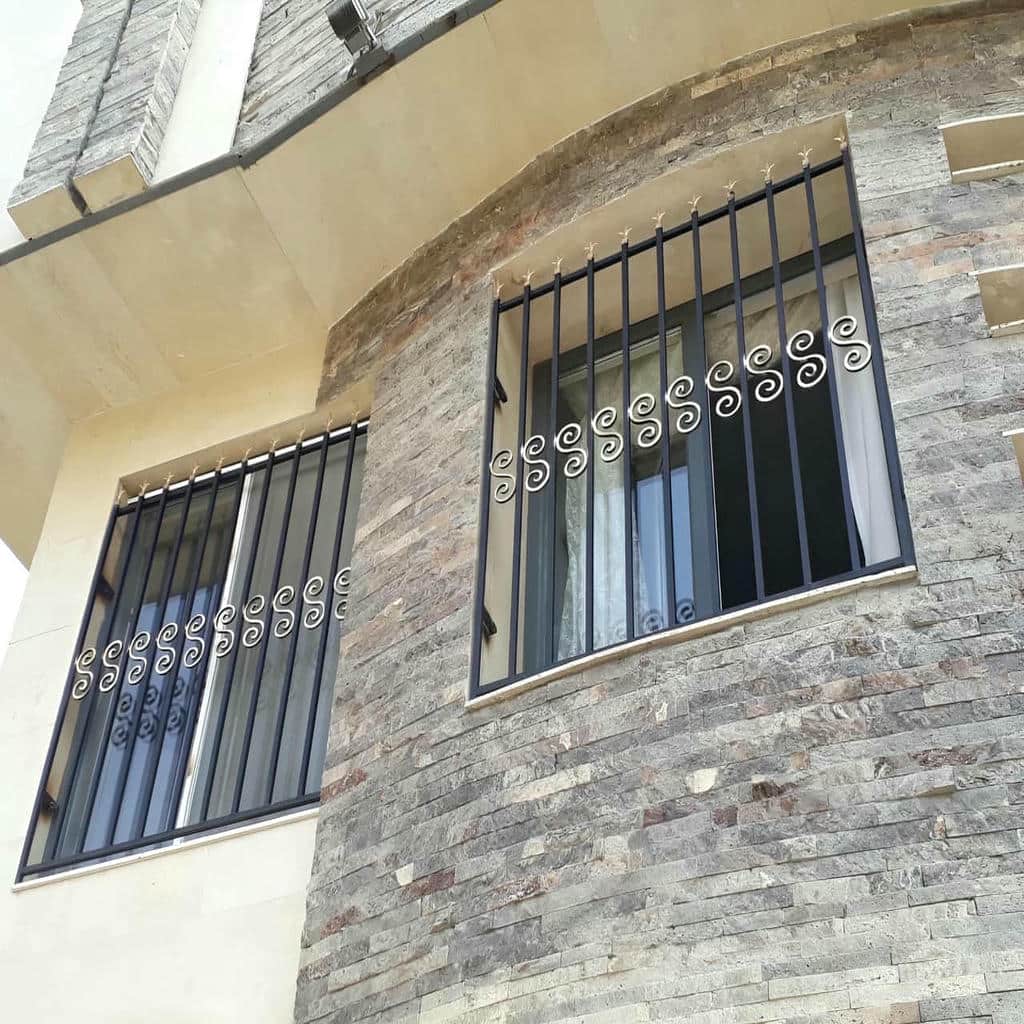 حفاظ پنجره فلزی در سنندج