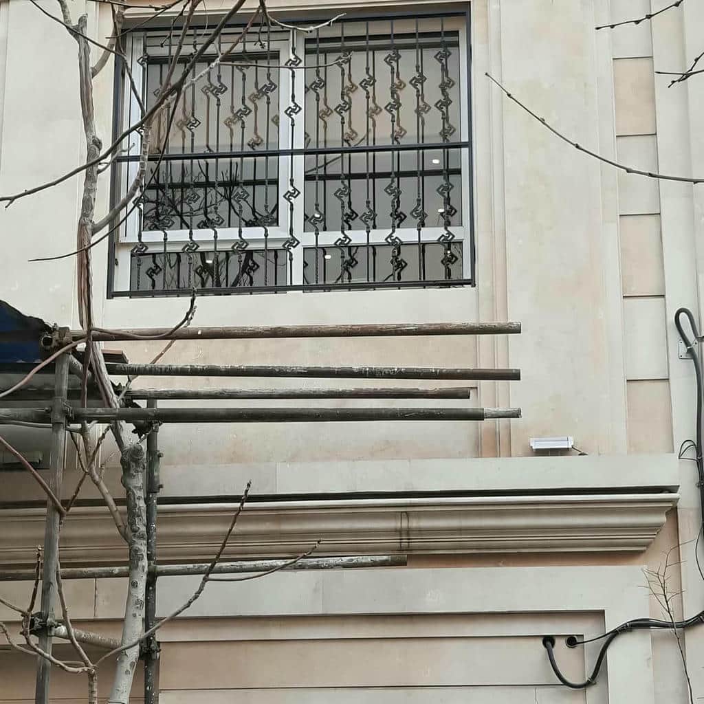 فروش حفاظ پنجره فلزی بازشو در اندیشه