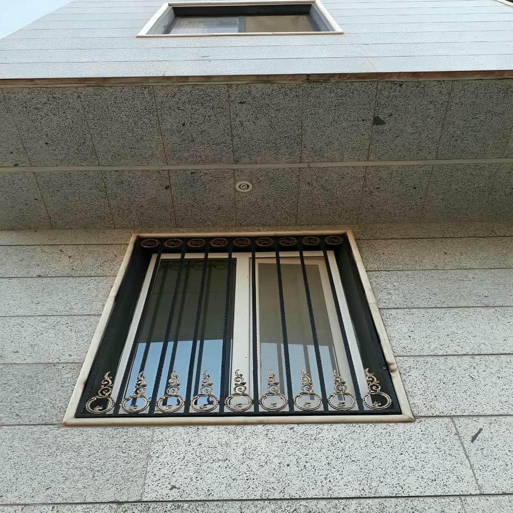 حفاظ پنجره فلزی در خرم آباد