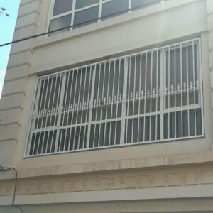 حفاظ پنجره فلزی در مریوان