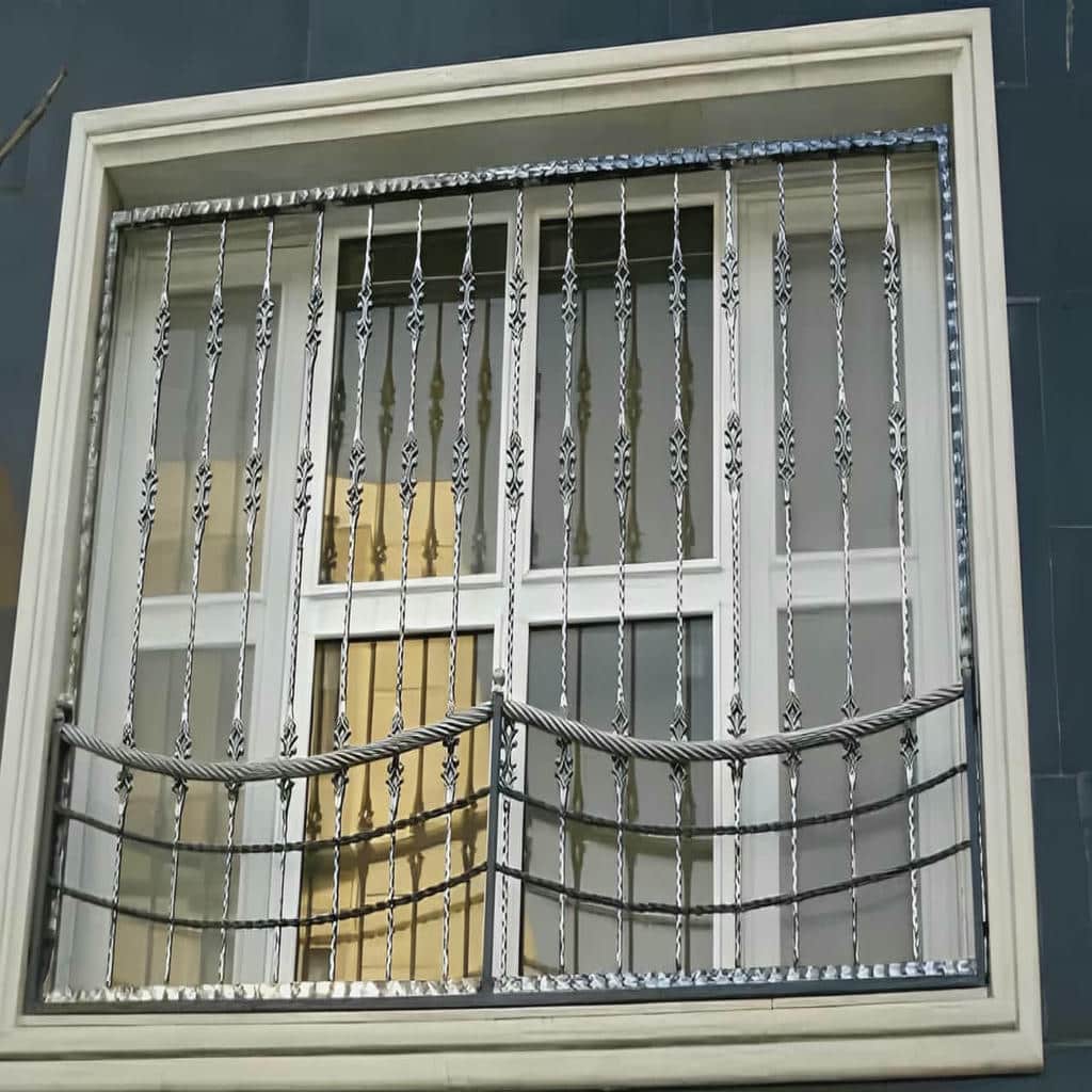 فروش حفاظ پنجره فلزی بازشو در قائمشهر