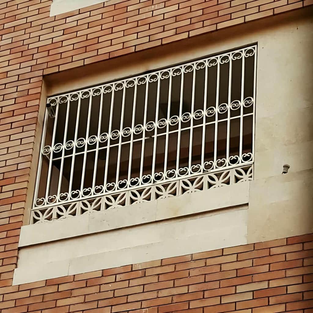 حفاظ پنجره فلزی در بوشهر