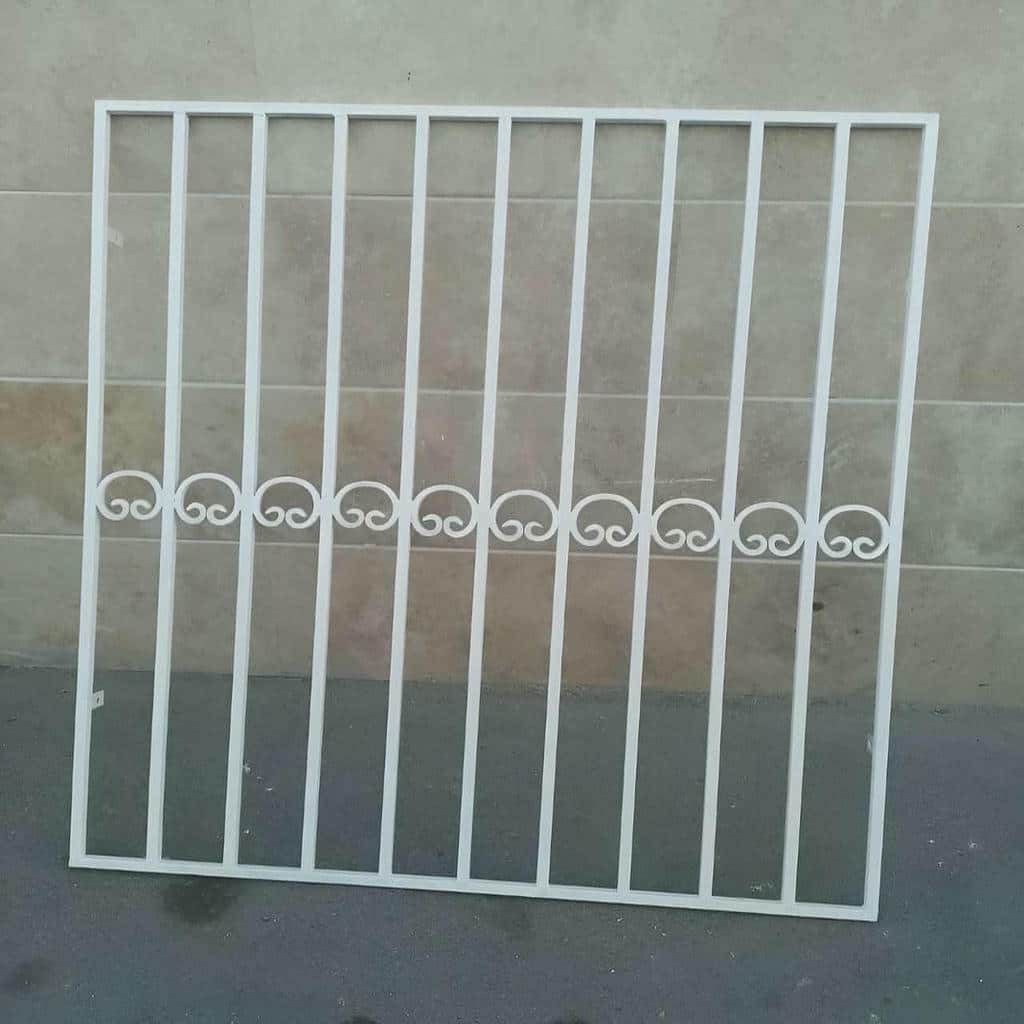 خرید حفاظ پنجره فلزی ساده در فشم