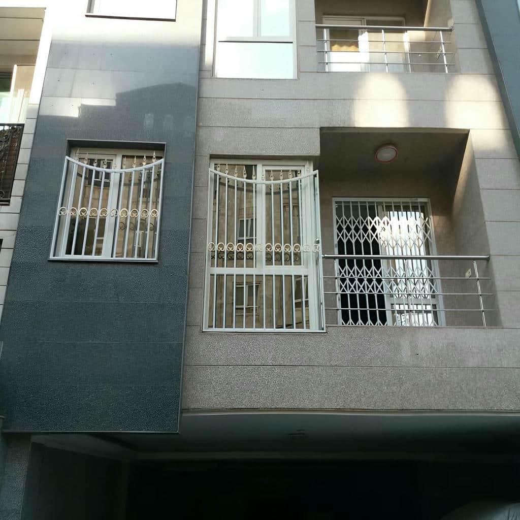 فروش حفاظ پنجره فلزی بازشو در آمل