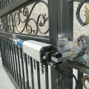 جک درب برقی پارکینگ در بندر چابهار