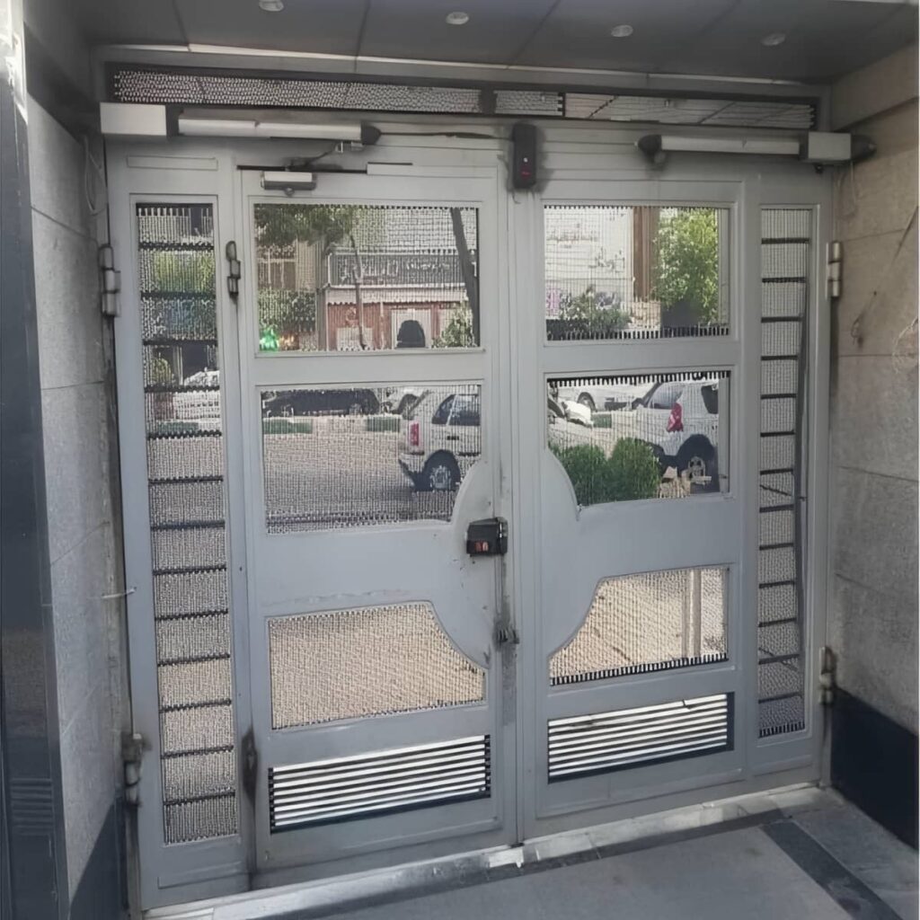 نصب جک درب برقی پارکینگ ضدزنگ در سنندج