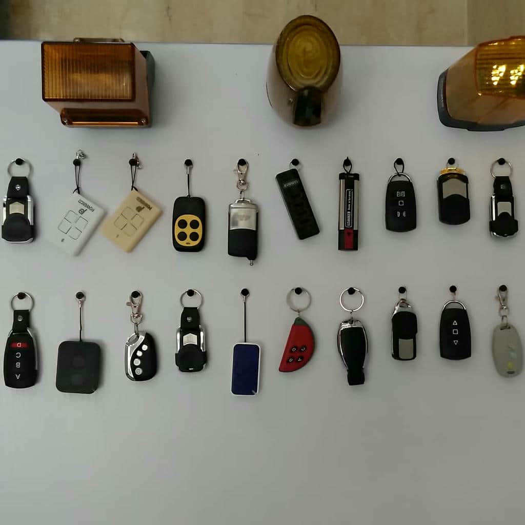 جک درب پارکینگ در کرمان