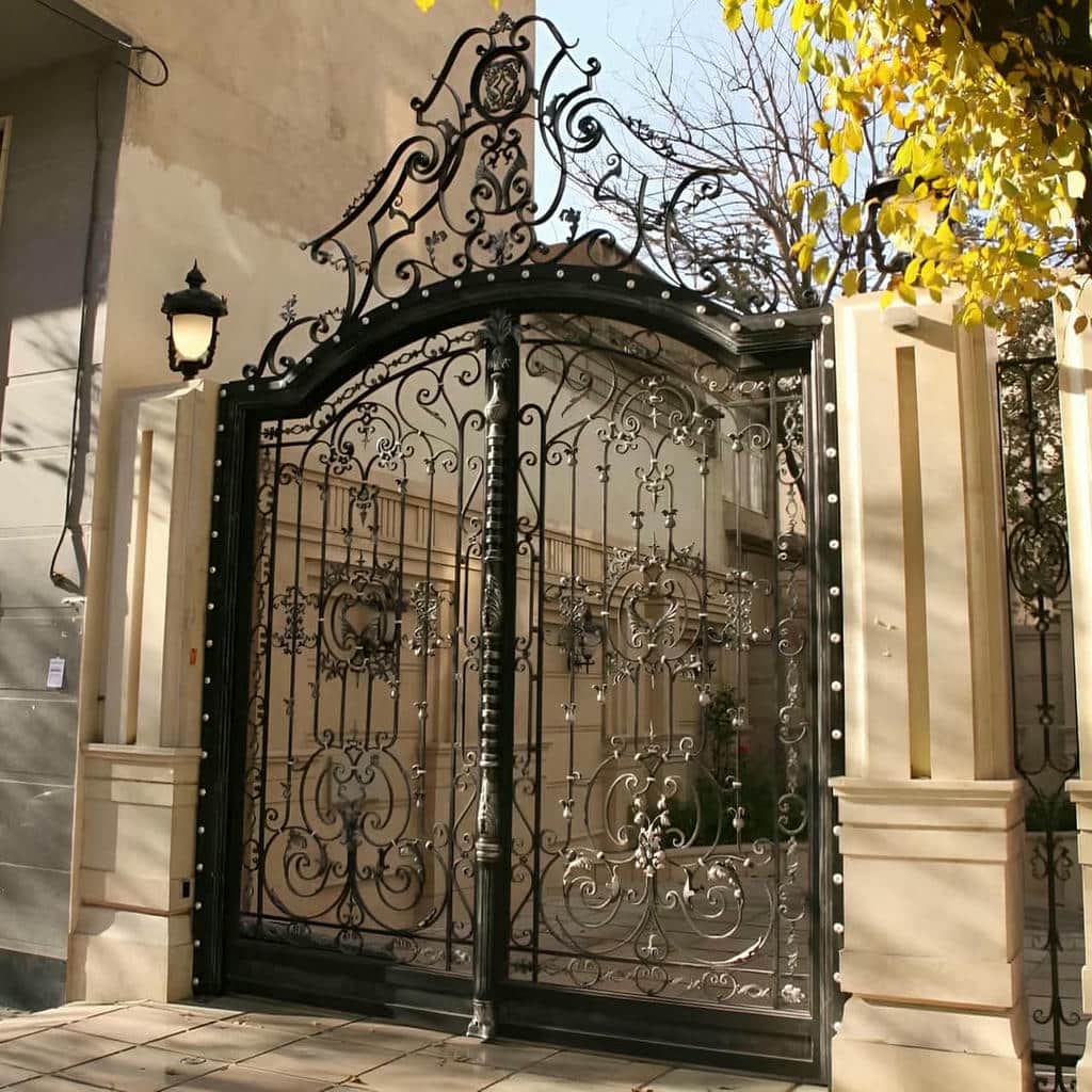 درب پارکینگ حیاط در فردیس کرج