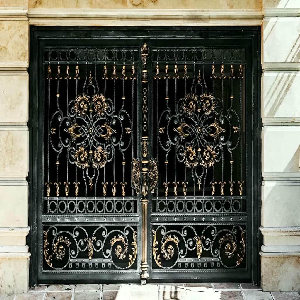خرید درب پارکینگ حیاط فرفورژه در پرند