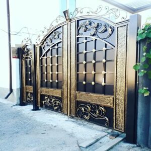 درب پارکینگ حیاط در بوشهر