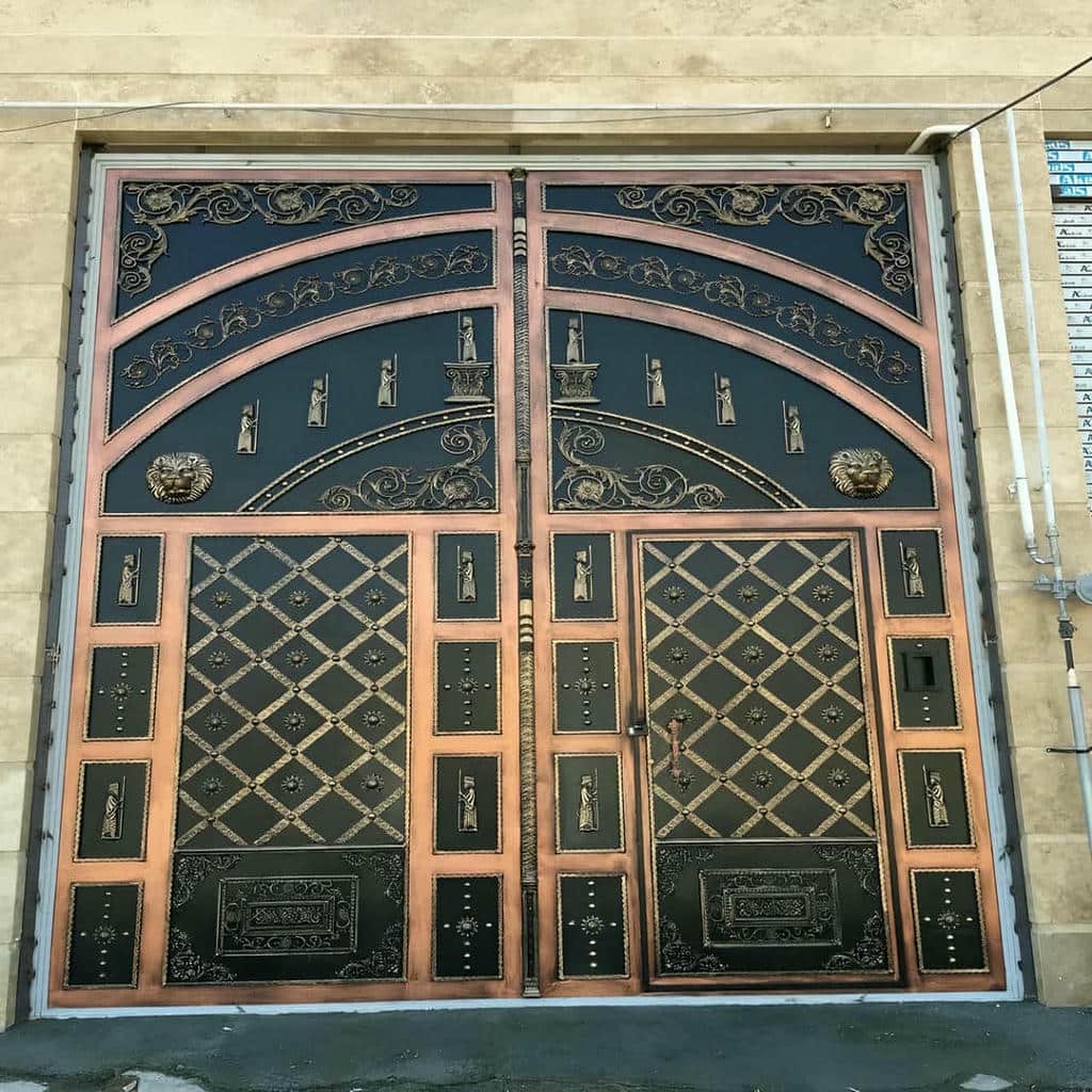 نصب درب پارکینگ حیاط مدرن در پردیس
