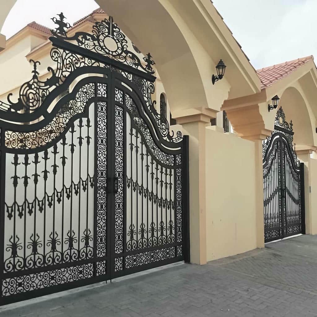 نصب درب پارکینگ حیاط ویلایی در کردان
