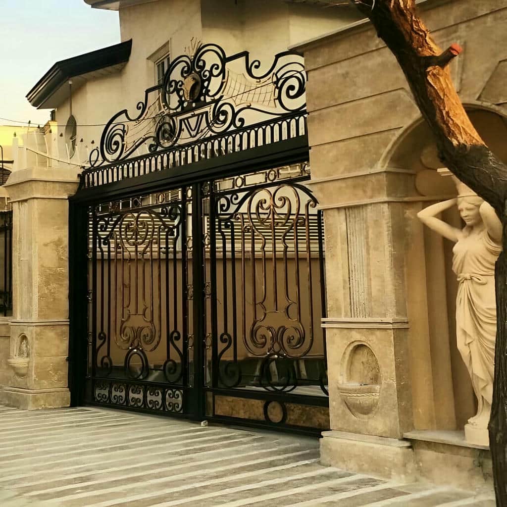 فروش درب پارکینگ حیاط ویلایی در قزوین