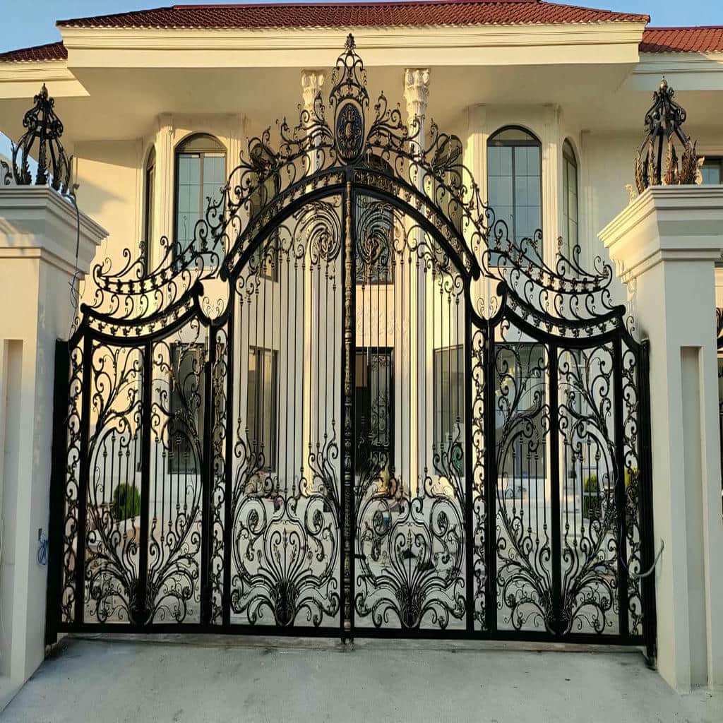 فروش درب پارکینگ حیاط آهنی ساده در گنبدکاووس
