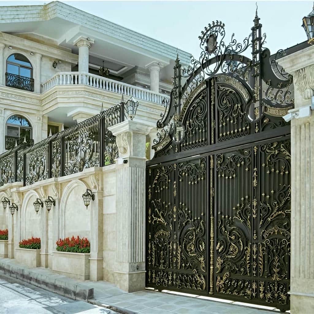 درب پارکینگ حیاط در بندرعباس