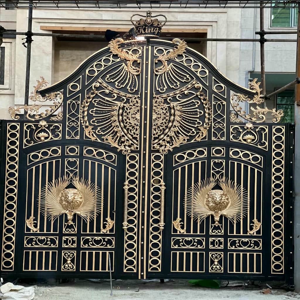 خرید درب پارکینگ حیاط فرفورژه در پردیس