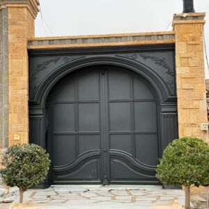 درب پارکینگ حیاط در سیرجان