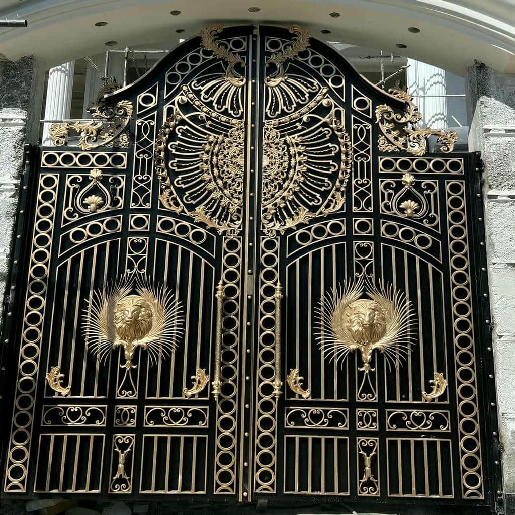 درب پارکینگ حیاط در یزد