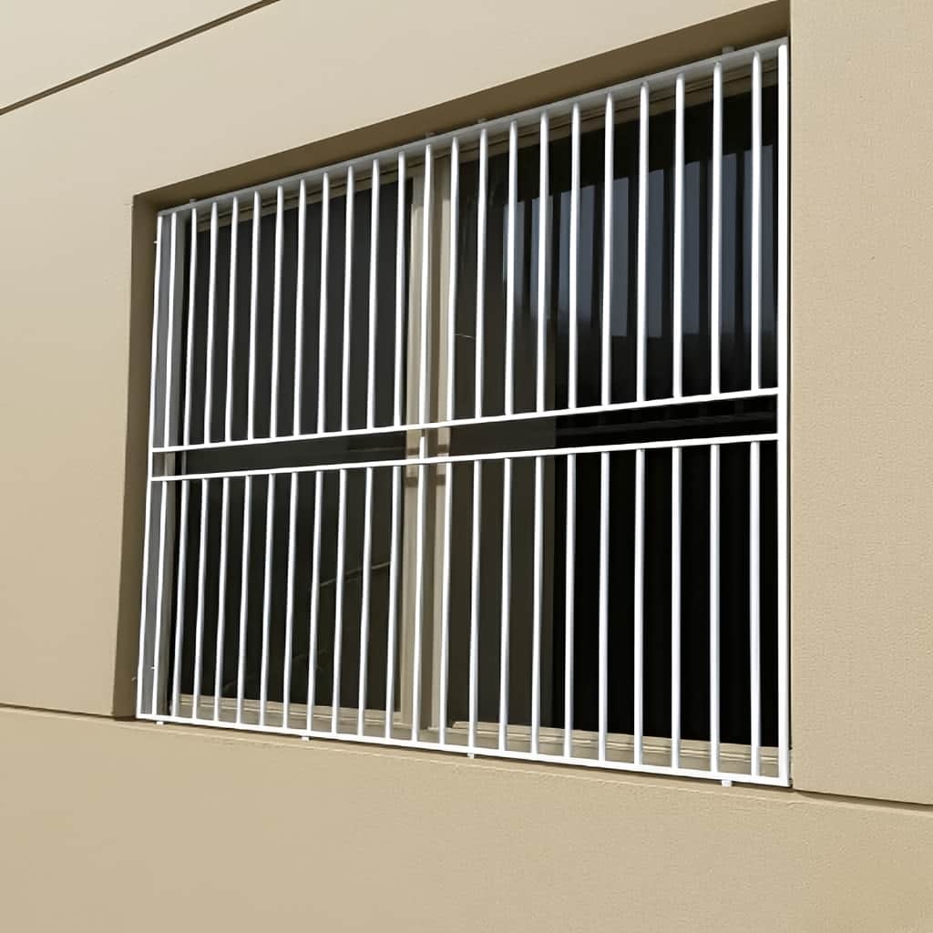 حفاظ پنجره با رنگ مقاوم روی بدنه آهنی