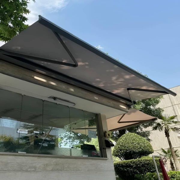 سایبان برقی جمع و جور برای فضاهای کوچک