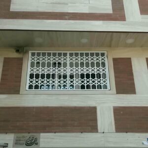 نقش حفاظ پنجره فلزی در افزایش امنیت ساختمان