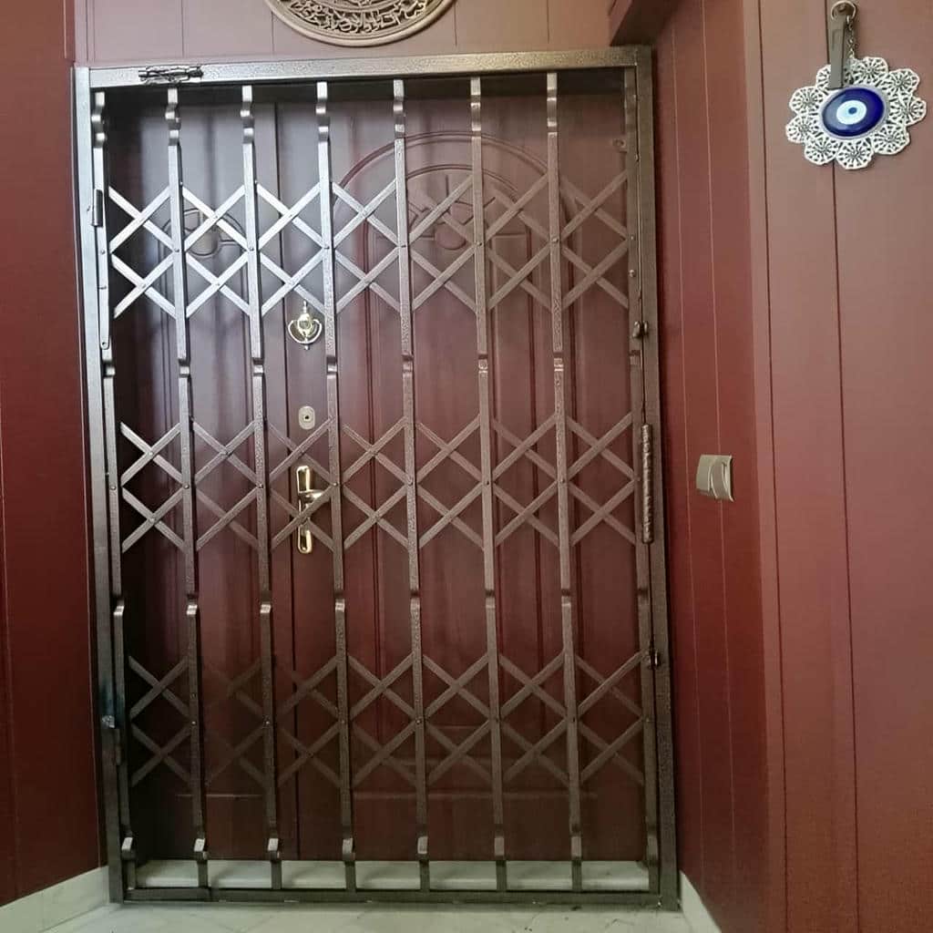 تفاوت حفاظ آکاردئونی پنج‌گل و تسمه دوبل